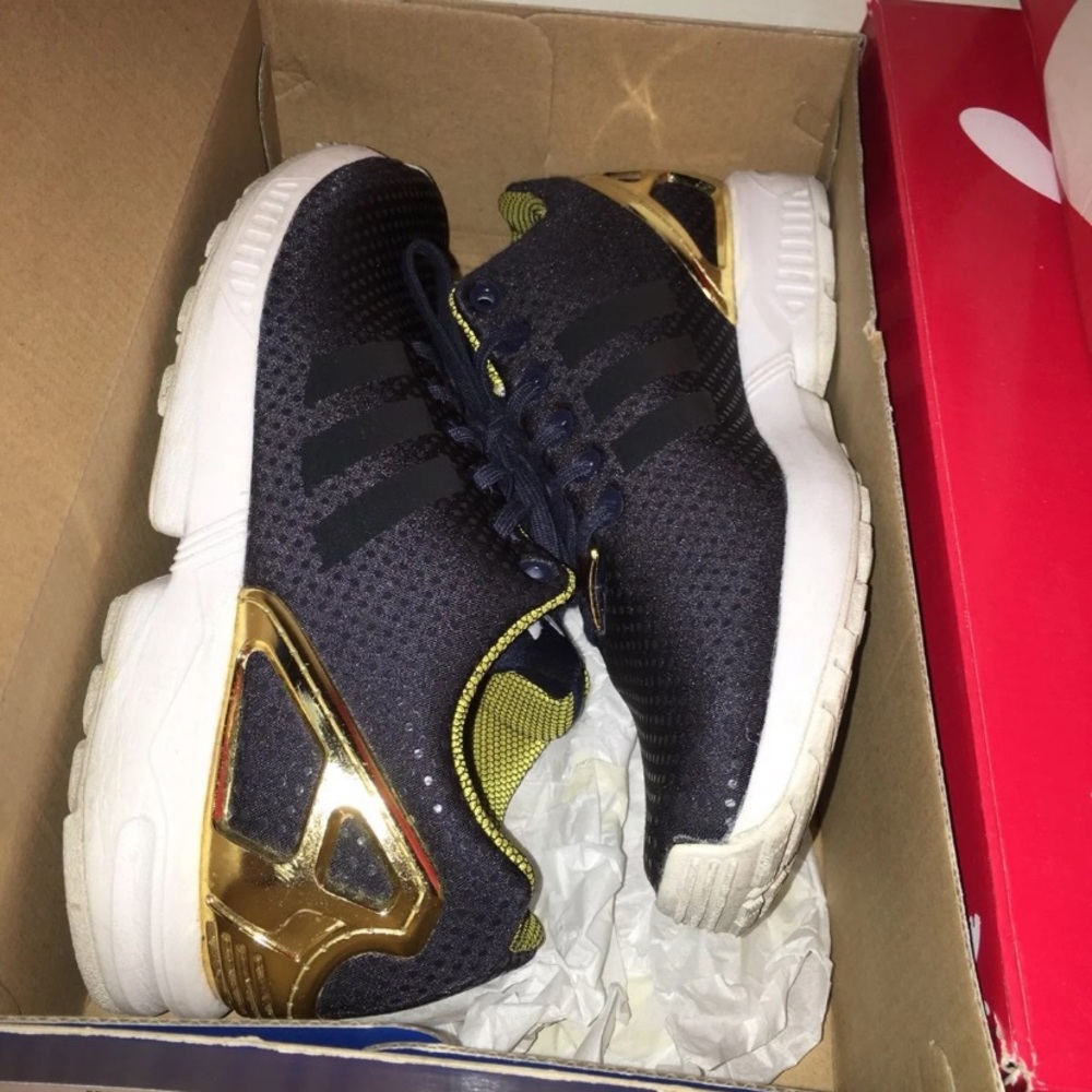 Adidas Flux Sneakers